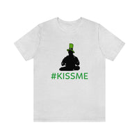 HugeHonorForMe.com St. Patrick's Day Kiss Me Short Sleeve T-shirt